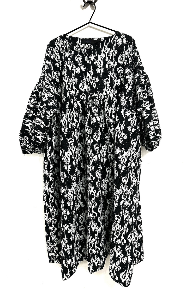 Mooky Loose Fit Dress - Black + White Aztec – REW