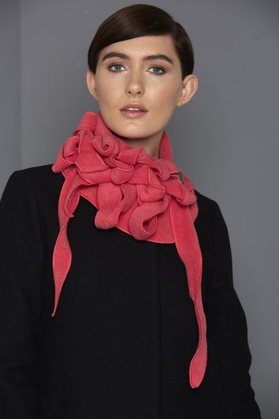 Stylish winter scarves that require no tying perfect gifts to give. – REW